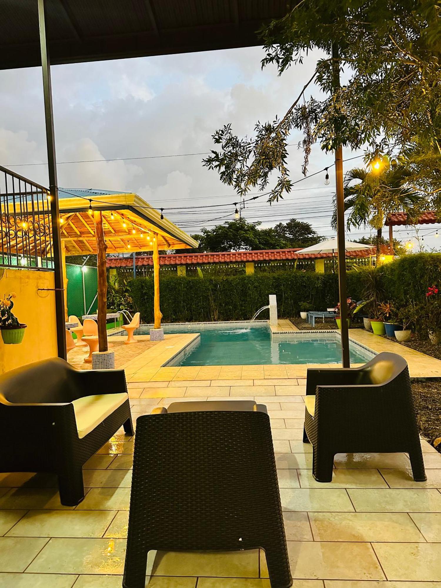 Hotel La Fiore De Bahia Uvita Exteriör bild